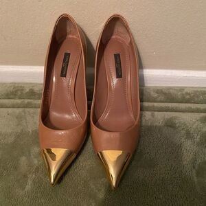 Louis Vuitton Nude Monogram Patent
Leather Allamanda Vernis Cap Toe
